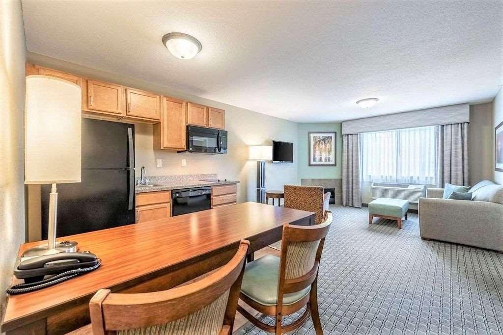 Amerivu Inn And Suites - Chisago City Zimmer foto